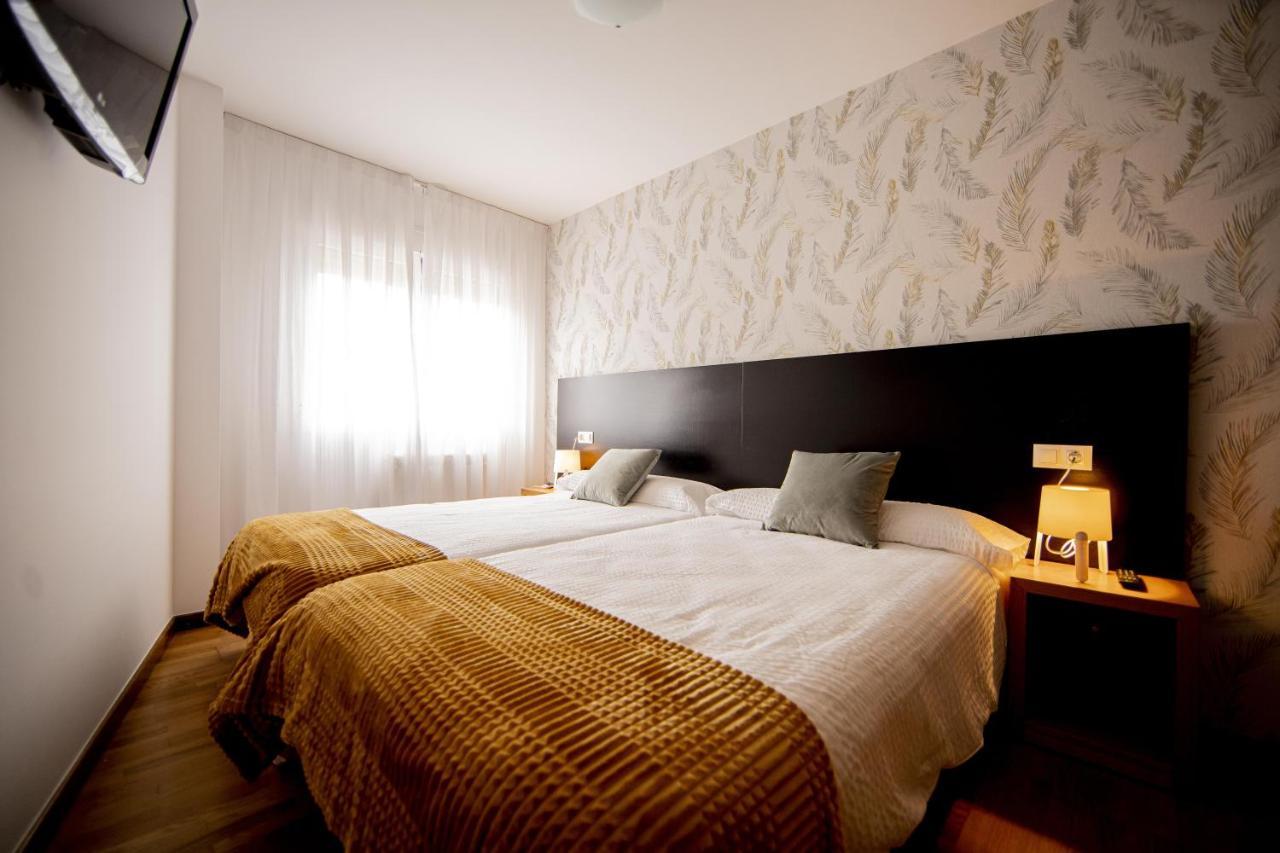 Cantares-Noja Rooms Педрусо Экстерьер фото